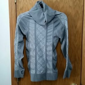 Women's Athletic Essentials Small Rouched Gray Pullover